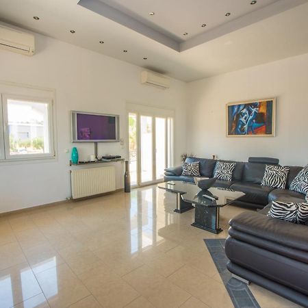Villa Luca Pastida Екстериор снимка
